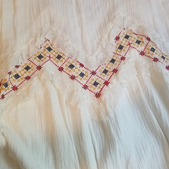 NWT Max Studio Embroidered V Neck Sleeveless Maxi - Picture 8 of 9